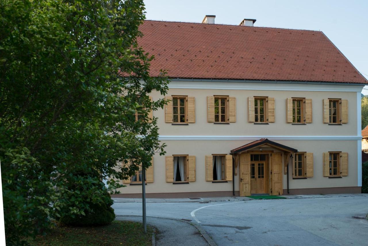 Vila Viktorija Brod na Kupi ภายนอก รูปภาพ