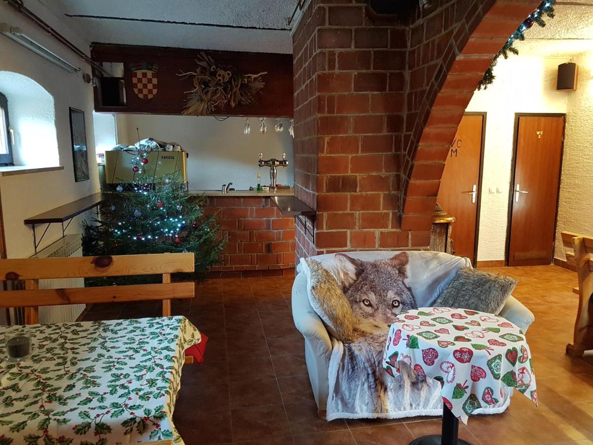 Vila Viktorija Brod na Kupi ภายนอก รูปภาพ